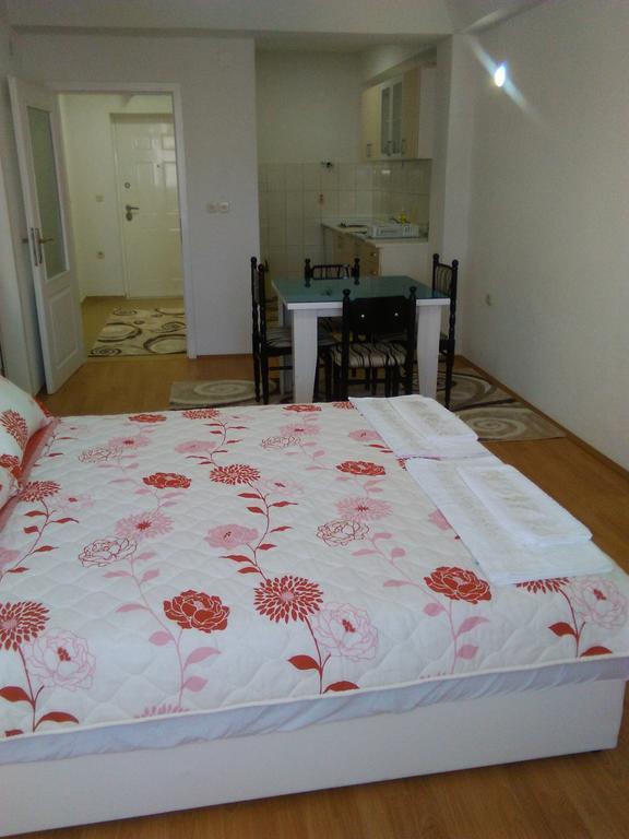 Apartman Strezoski Lejlighed Ohrid Eksteriør billede